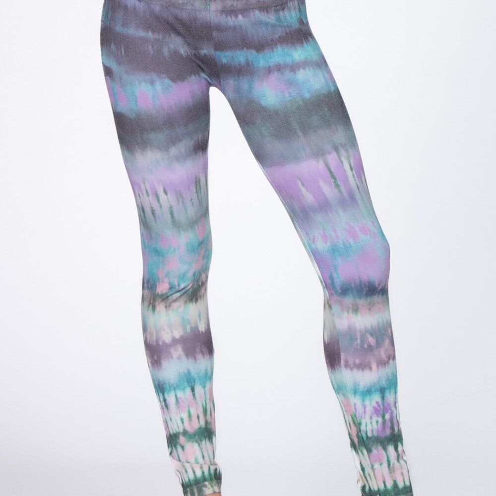 New M. Rena Tie Dye Print Tummy Control Leggings. One Size - Picture 2 of 3